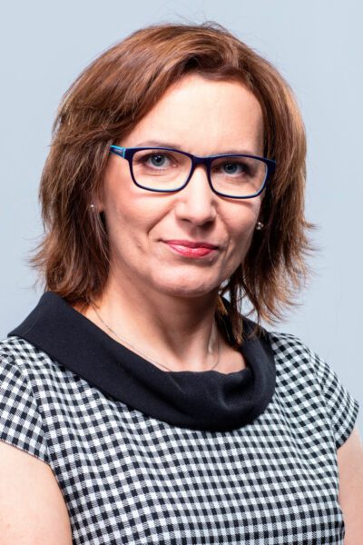 Jolanta Jarzębska Chief accountant